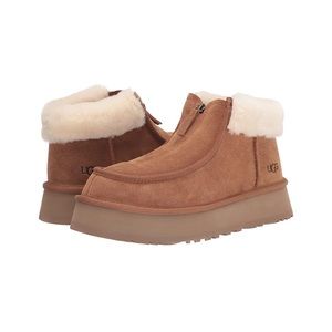 UGG Funkette Platform Boot